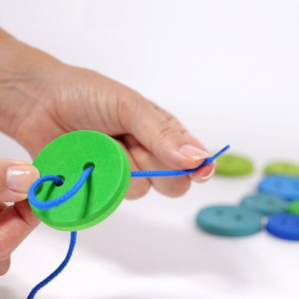 10317_Gr_Holzknoepfe_v5