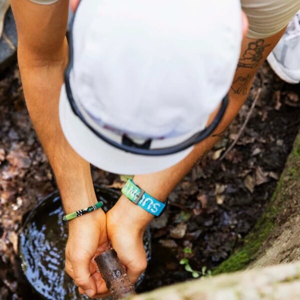 Suunto-Race-S-power-blue-action-1-1280x1280px_1000x